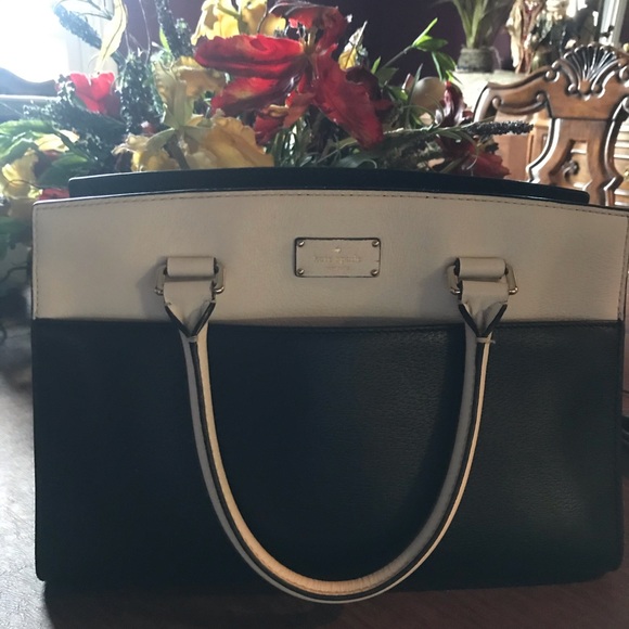 Excellent condition Kate Spade Grove street Caley - Picture 8 of 8